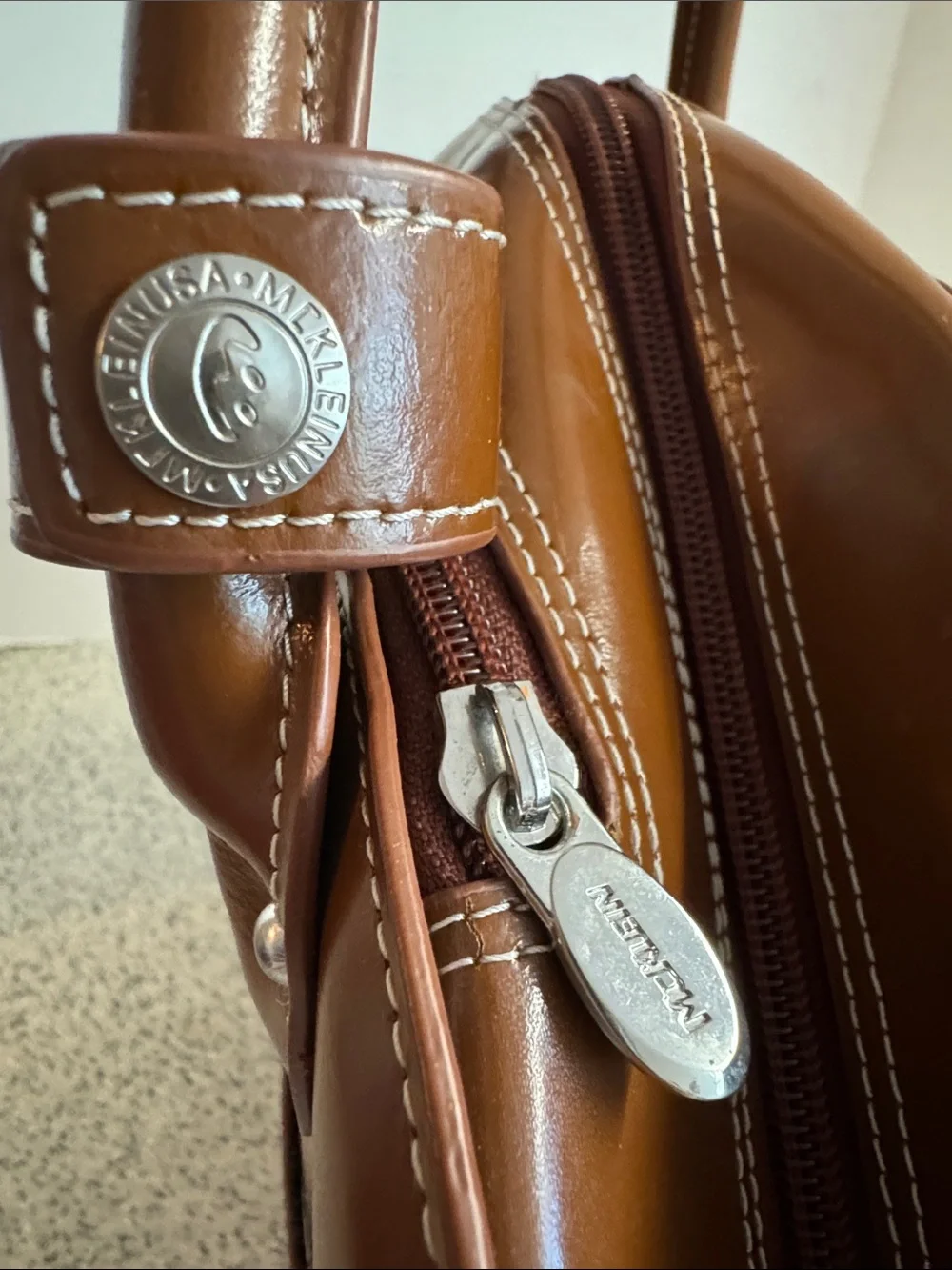 McKlein Edgebrook Leather Brown Wheeled Laptop Briefcase Travel Bag.Unisex